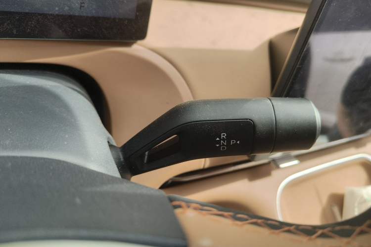 Used Geely Galaxy Xingjian 7 EM-i 2025 120km Exploration+ Version