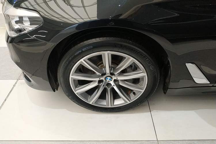 Used BMW 5 Series 2018 528Li Launch Special Edition
