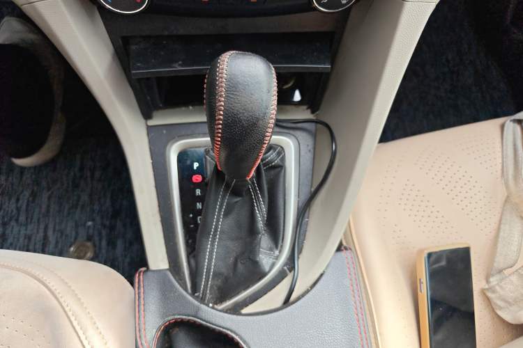 Used Buick GT 2016 15N Automatic Elite Edition Gear Lever