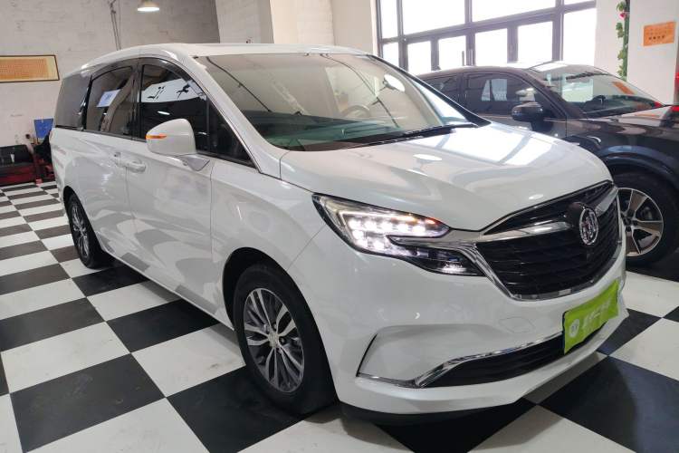 Used Buick GL8 2022 ES Landtrek 653T Comfort Edition