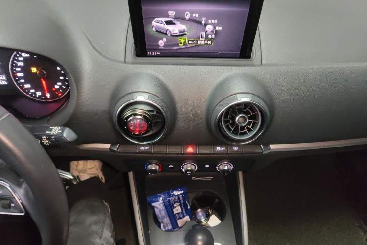 Used Audi A3 2018 30th Anniversary Edition Sportback 35 TFSI Ambition Model
