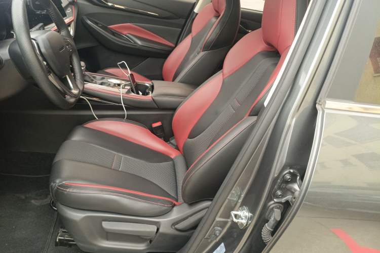 Used CHANGAN OSHAN X5 2021 Revised Version 1.5T DCT Luxury Edition Left Front Seat