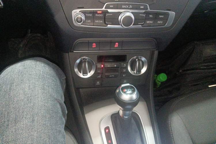 Used Audi Q3 2015 30 TFSI Ambition Edition