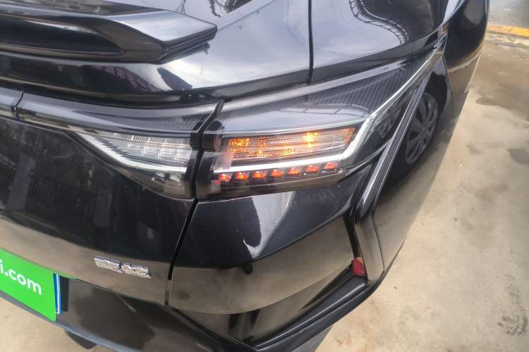 Used Dongfeng Aeolus Yixuan 2023 Mach Edition 1.5L Automatic Chasing Wind Version
