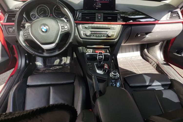Used BMW 3 Series 2013 Facelifted 328i Sport Design Package
