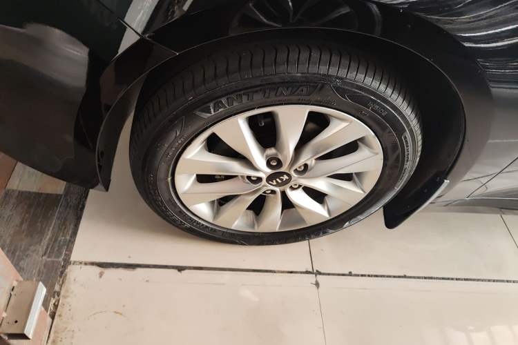 Used Kia K5 2016 2.0L Automatic GL