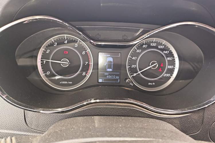 Used Baojun 560 2015 1.8L Manual Elite Edition
