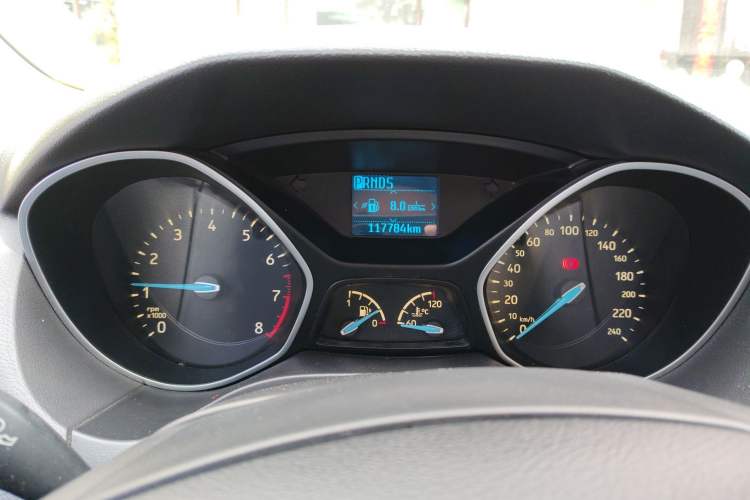 Used Ford Focus 2017 Hatchback 1.6L Automatic Fashion Edition Smart Drive Version
