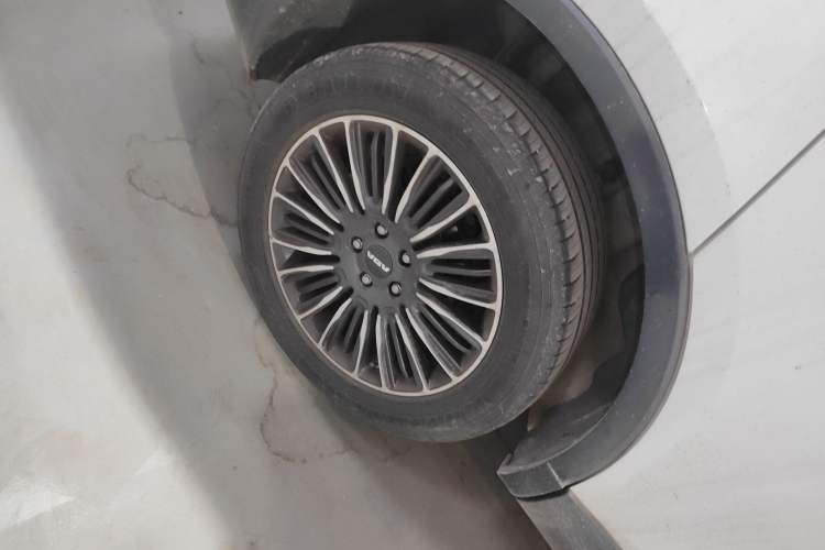 Used Sinotruk VGV U70 2020 1.5T Automatic Smart Luxury 7-Seater