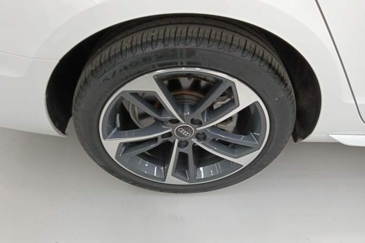 Used Audi A4L 2022 40 TFSI Fashion Dynamic Model