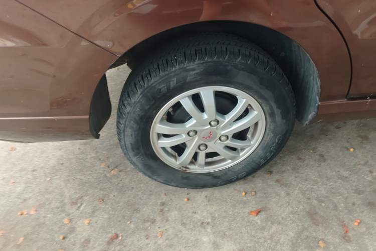 Used Wuling Hongguang 2019 1.5L S Comfort Edition China VI LAR