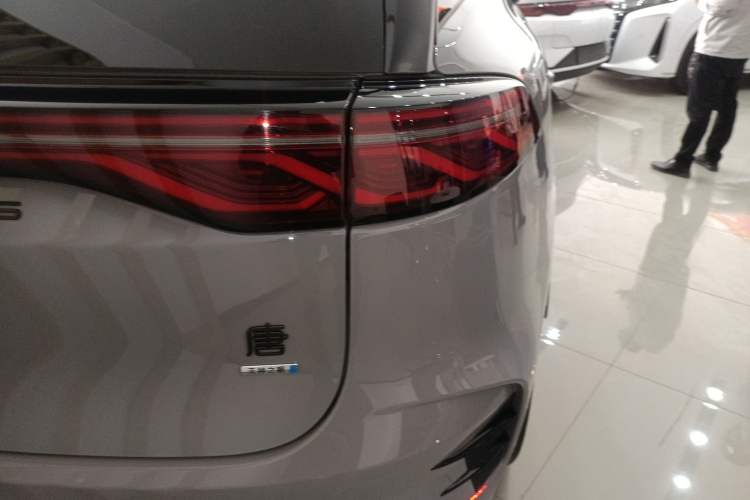 Used BYD Tang New Energy 2025 Intelligent Driving Version DM-i 115KM Flagship Edition
