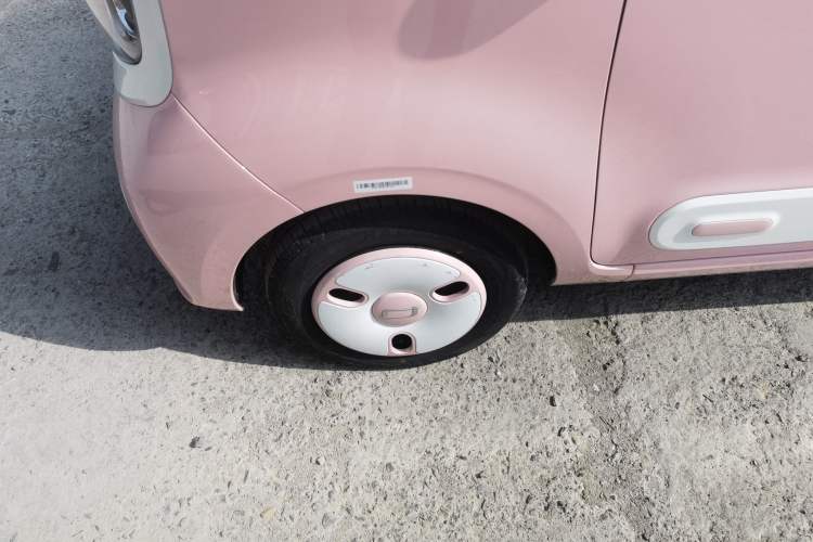 Used Bestune Pony 2025 222km Range Linglong Horse