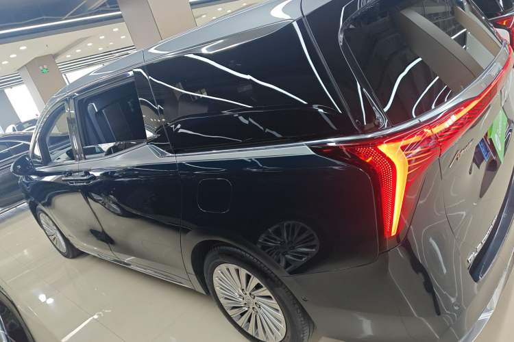 Used Buick Century 2023 2.0T Four-Seat Private Edition Left Side