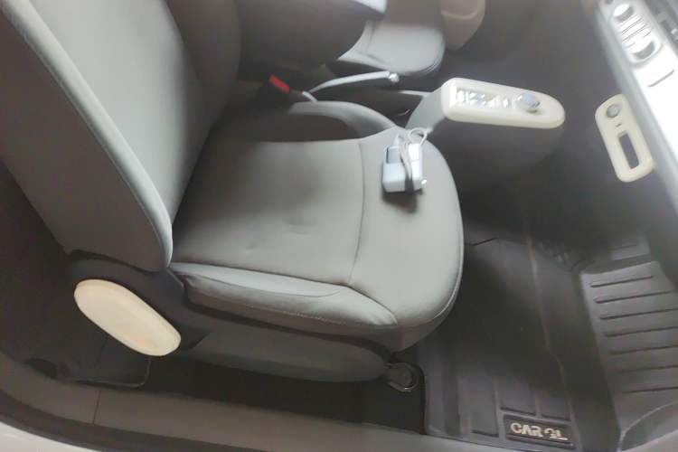 Used CHANGAN NEVO Lumin 2022 210km Sweet Edition Right Front Seat