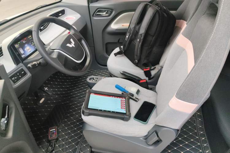 Used Wuling Hongguang MINIEV 2022 Macaron Premium Model – Lithium Iron Phosphate
