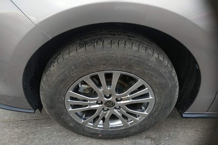 Used Toyota Sienna 2021 2.5L Hybrid Premium Edition
