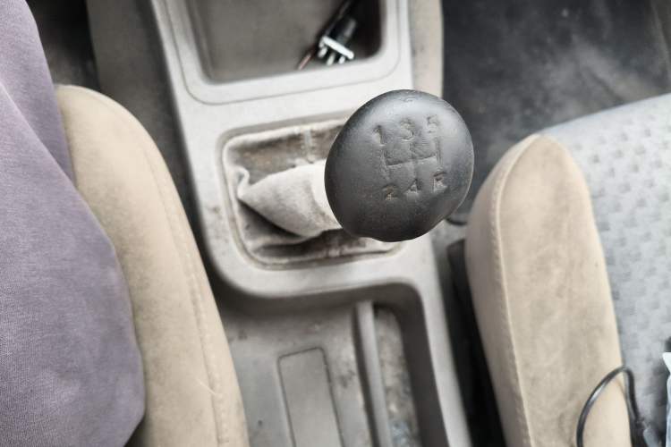 Used Wuling Zhiguang V 2017 1.2L Base Version LMH Gear Lever