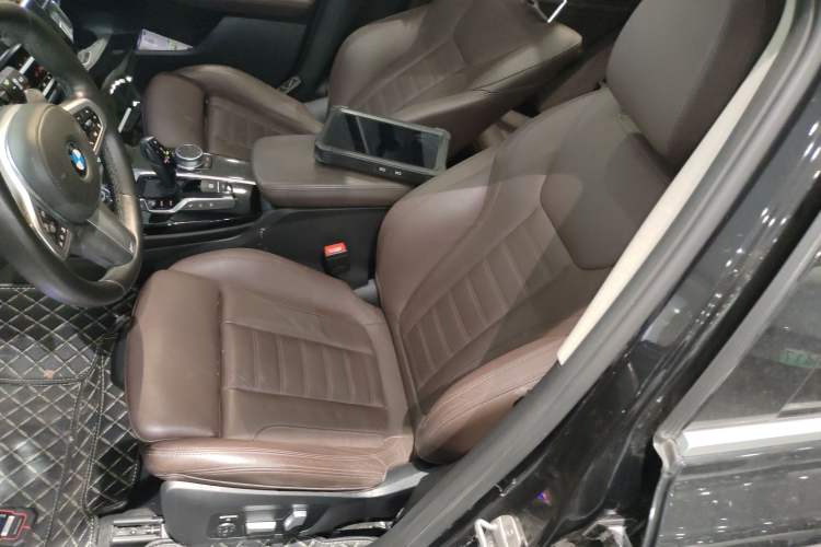 Used BMW X3 2020 xDrive30i Luxury Model with M Sport Package
