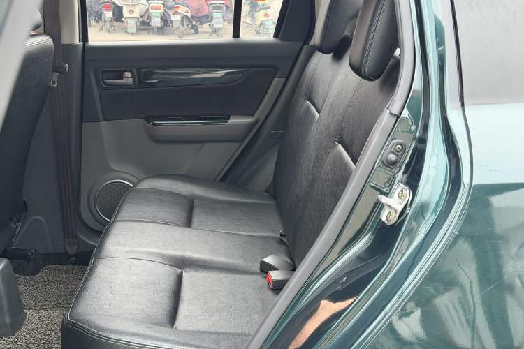 Used Suzuki Swift 2016 1.5L Automatic Fashionable Coolplay Edition
