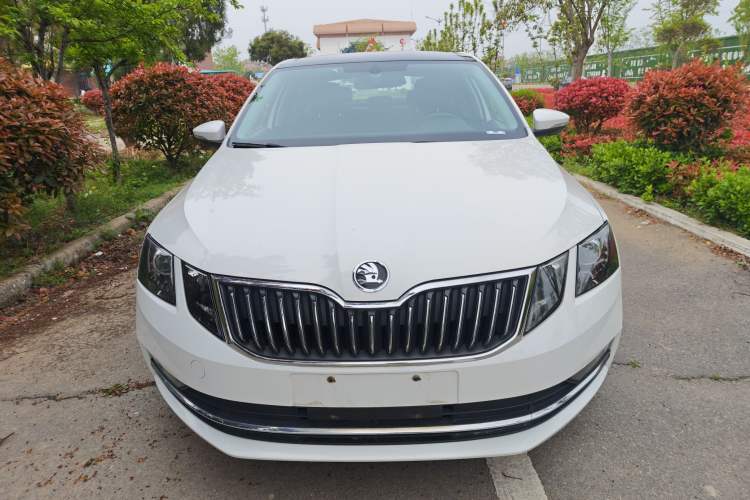 Used Skoda Octavia 2018 TSI230 DSG Luxury Edition Front