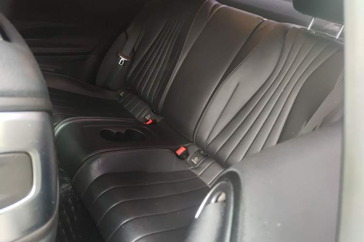 Used Mercedes-Benz E-Class 2019 E 200 Coupe Left Rear Seat