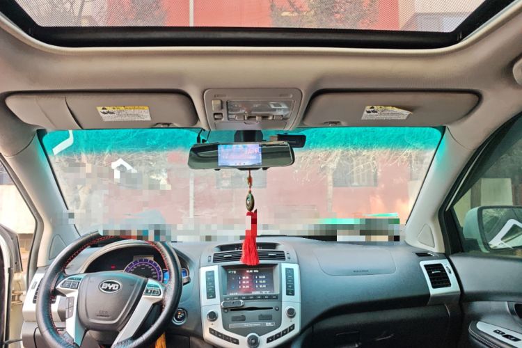 Used BYD S6 2014 2.0L Manual Luxury 5-Seater Headliner