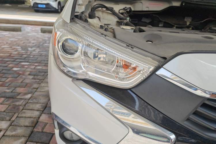 Used Mitsubishi ASX 2016 2.0L CVT Two-Wheel Drive Navigation Edition
