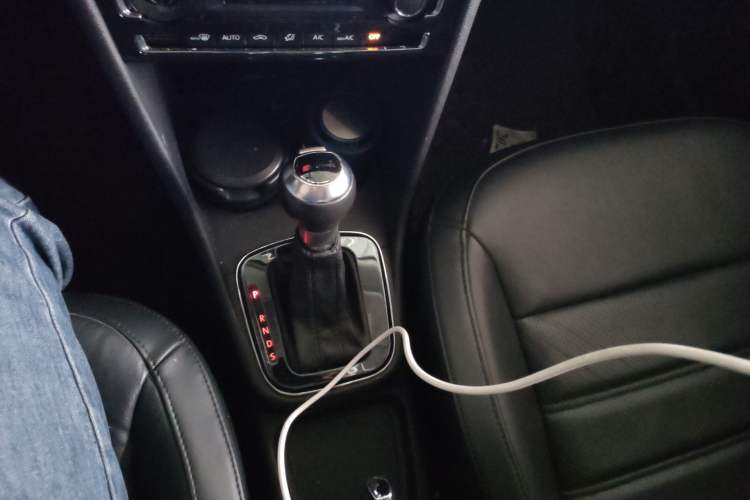 Used Volkswagen Polo 2014 1.6L Automatic Luxury Edition
