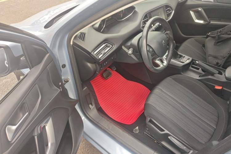 Used Peugeot 308S 2015 1.2T Automatic Jingchi Edition