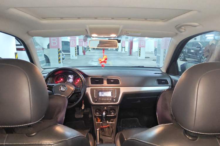 Used Volkswagen Gran Lavida 2015 230TSI DSG Comfort Edition
