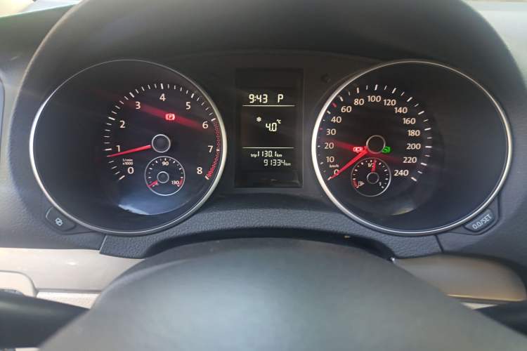 Used Volkswagen Golf 2012 1.6L Automatic Fashion Model