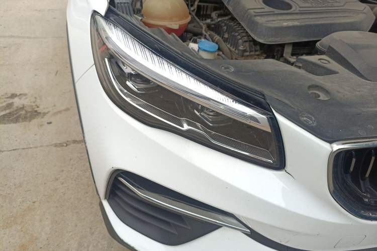 Used Geely Auto Emgrand S 2021 1.4T CVT Prestige Edition Right Front Headlight