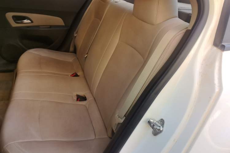 Used Chevrolet Cruze 2015 1.5L Classic SL MT