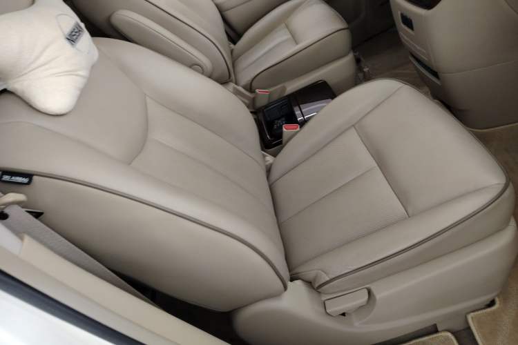 Used Nissan Quest 2015 3.5L SL