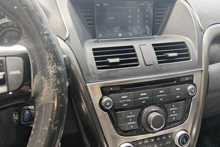 Used Bestune X80 2013 2.0L automatic luxury version