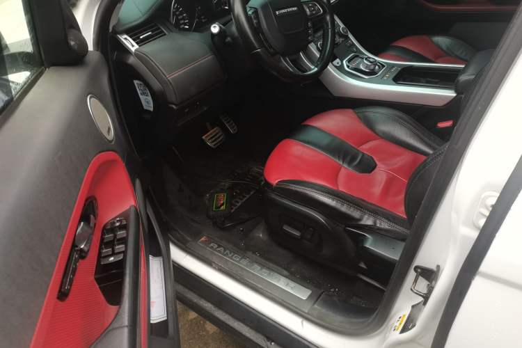 Used Land Rover Range Evoque 2014 2.0T 5-Door Ignite Edition Driver Seat