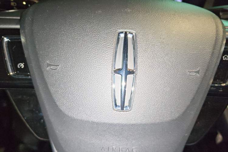 Used Lincoln Corsair 2020 2.0T Two-Wheel Drive Luxury Edition
