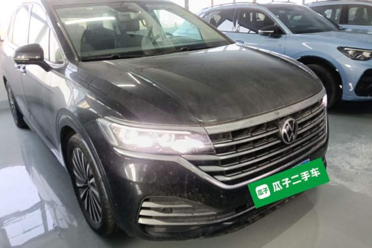 Used Volkswagen Viloran 2024 380TSI Premium Edition