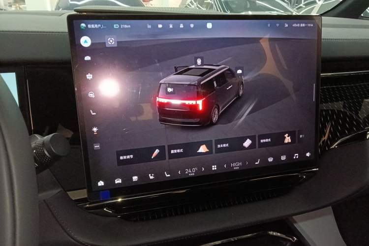 Used Zeekr 009 2024 7-Seater Walk-Through Version Four-Wheel Drive 108 kWh
