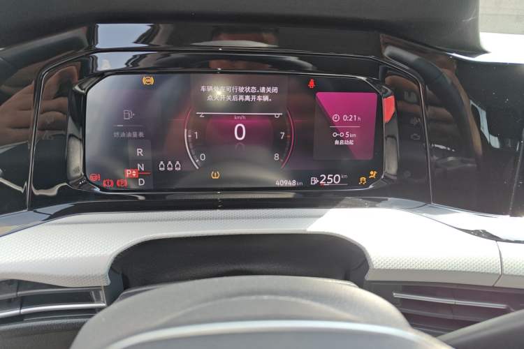 Used Volkswagen Golf 2021 280TSI DSG Pro Instrument Cluster