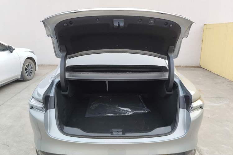 Used Buick L7 2025 Model Aivia