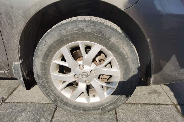 Used Nissan Sunny 2015 1.5XE Manual Comfort Edition
