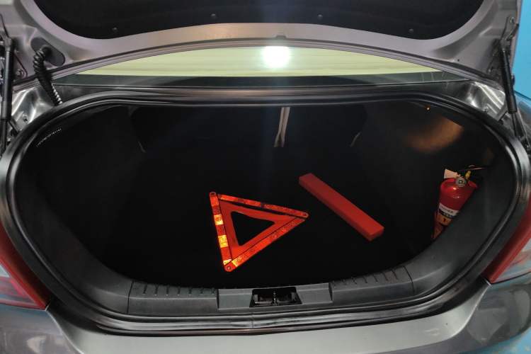 Used Ford Focus 2013 Sedan Classic 1.8L Manual Base Model