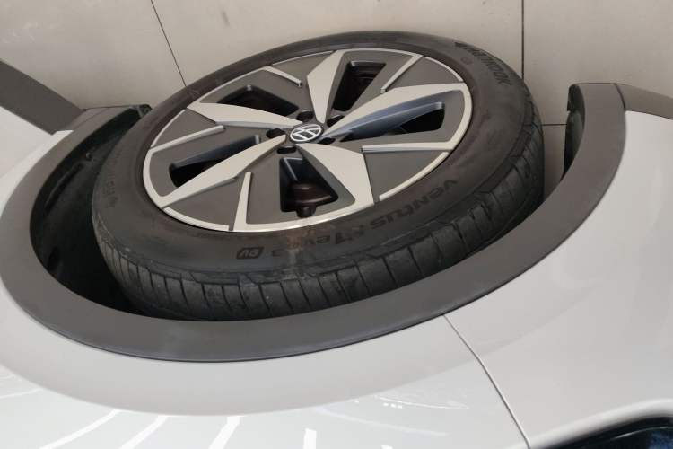 Used Volkswagen ID.4 CROZZ 2021 Long-Range PURE+ Two-Wheel Drive Version