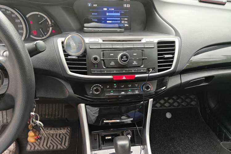 Used Honda Accord 2016 2.0L Comfort Edition
