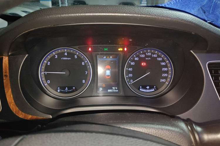 Used Hyundai Mistra 2014 1.8L Automatic Deluxe DLX Model Instrument Cluster