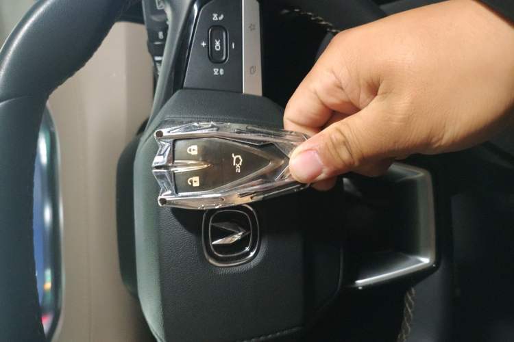 Used CHANGAN CS55PLUS 2022 2nd Generation 1.5T DCT Luxury Version
