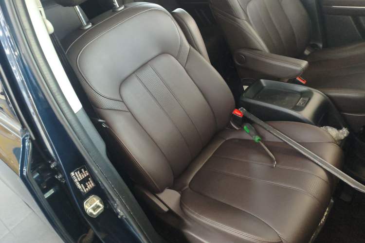 Used GAC Trumpchi M6 2019 270T DCT Luxury Edition (7-seater) China VI
