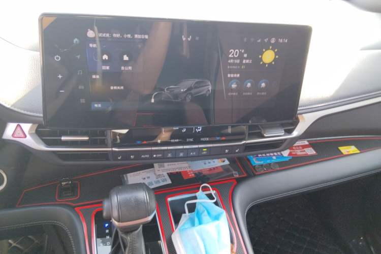 Used Toyota SIENNA 2024 2.5L Hybrid Four-Wheel Drive Prestige Edition